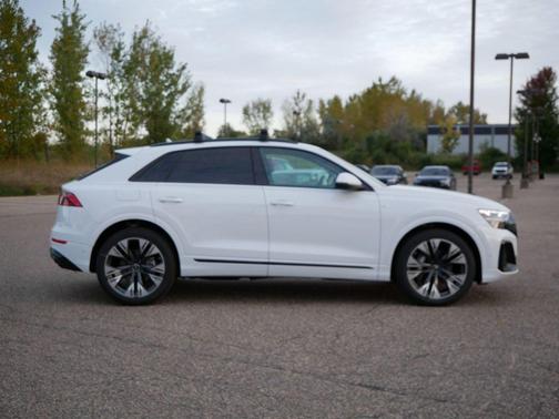 2026 Audi Q8 55 Premium Plus