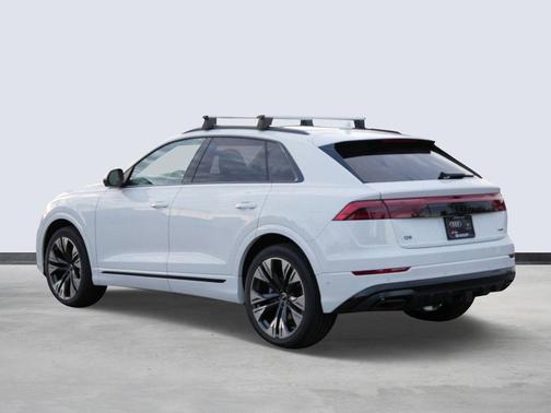 2026 Audi Q8 55 Premium Plus