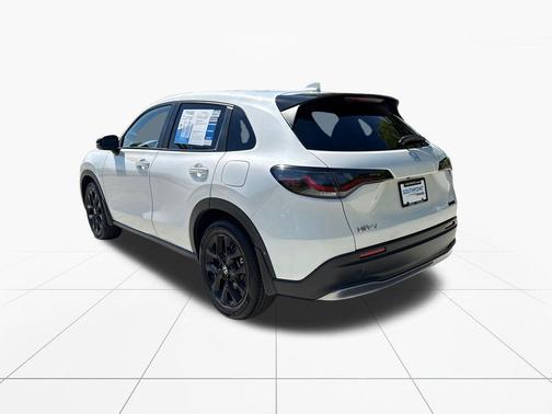 Platinum White Pearl 2025 Honda HR-V 2WD Sport