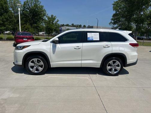 2017 Toyota Highlander Limited