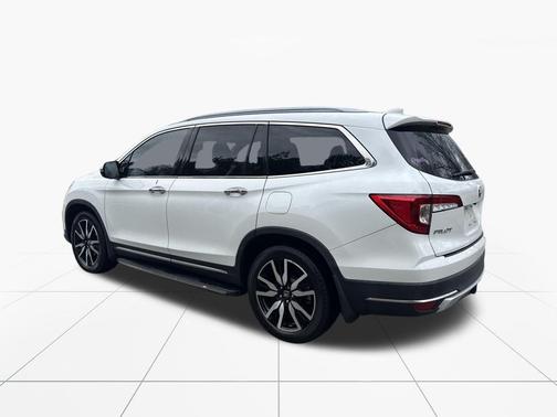 2021 Honda Pilot Touring 8-Passenger
