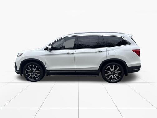 2021 Honda Pilot Touring 8-Passenger