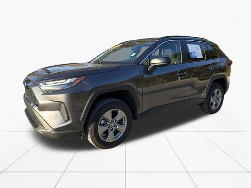 2024 Toyota RAV4 Hybrid SE