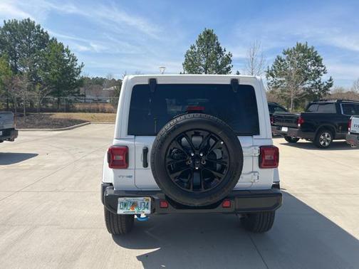 2024 Jeep Wrangler 4xe Sahara
