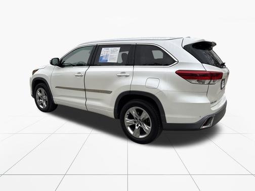 2017 Toyota Highlander Limited