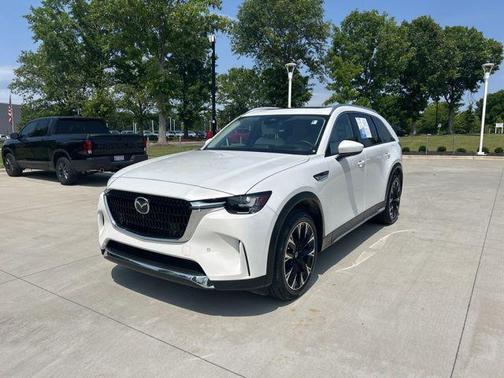 2025 Mazda CX-90 PHEV Premium Plus