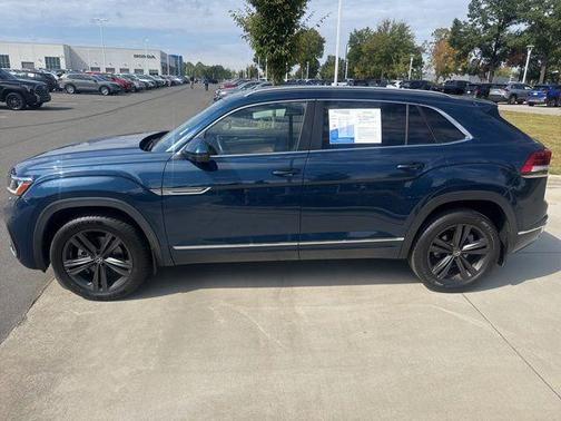 2022 Volkswagen Atlas Cross Sport 2.0T SEL