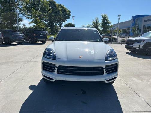2020 Porsche Cayenne Base