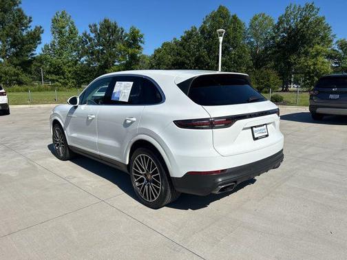2020 Porsche Cayenne Base