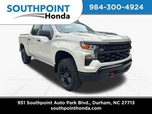 White Sands 2026 Chevrolet Silverado 1500 Custom Trail Boss