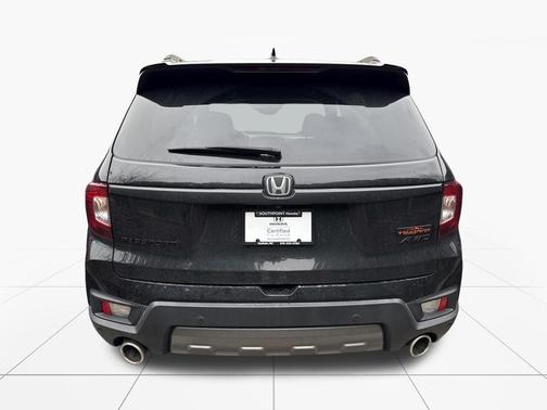 2023 Honda Pilot 2WD LX