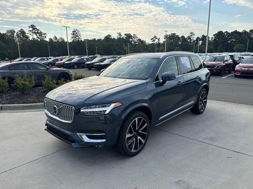 2024 Volvo XC90 B6 Ultimate Bright Theme 7-Seater