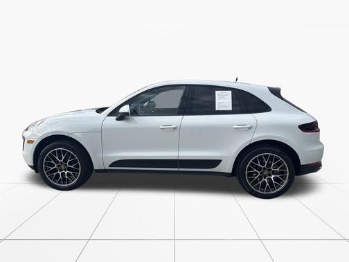 2018 Porsche Macan Base