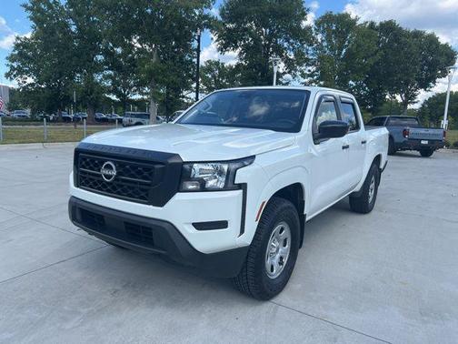 2023 Nissan Frontier S