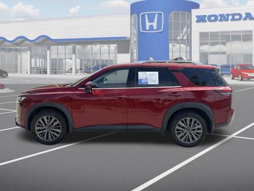 2023 Nissan Pathfinder SL 4WD