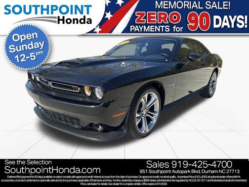 Pitch Black Clearcoat 2021 Dodge Challenger R/T