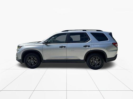 Lunar 2025 Honda Pilot TrailSport