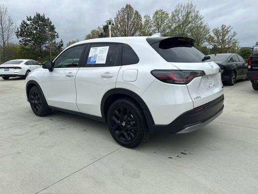 2024 Honda HR-V 2WD Sport