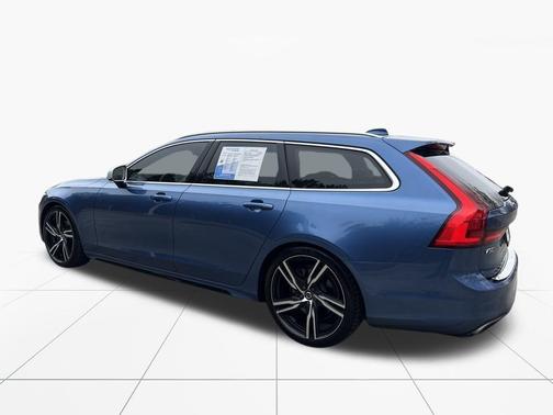 2018 Volvo V90 T5 R-Design