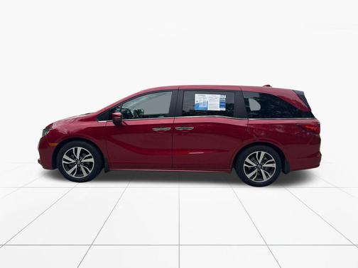Radiant Red Metallic II 2022 Honda Odyssey Touring