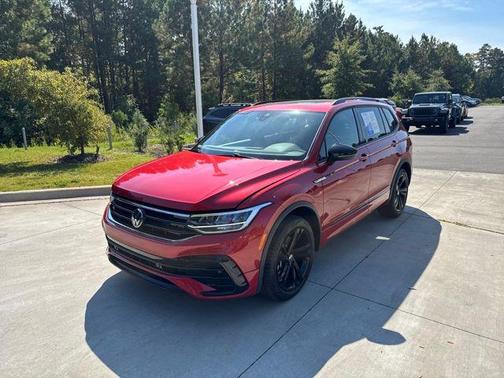 2024 Volkswagen Tiguan 2.0T SE R-Line Black