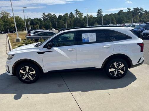 2023 Kia Sorento S