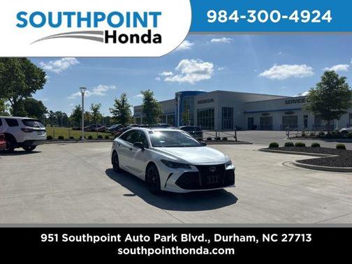 2022 Toyota Avalon Hybrid XSE