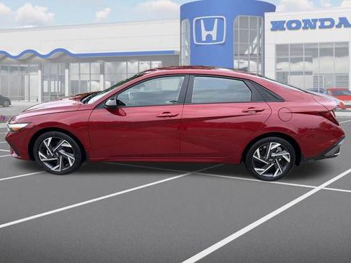 2025 Hyundai ELANTRA Sport