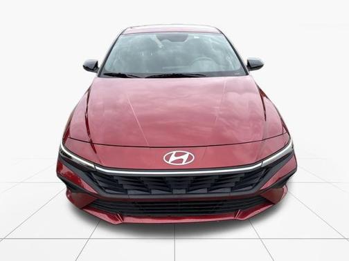 2025 Hyundai ELANTRA Sport