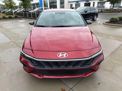 2025 Hyundai ELANTRA Sport