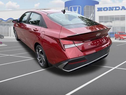 2025 Hyundai ELANTRA Sport