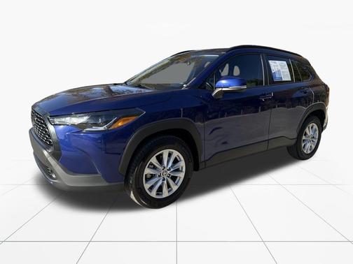 2022 Toyota Corolla Cross LE