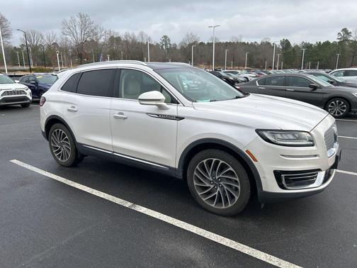 2019 Lincoln Nautilus Reserve