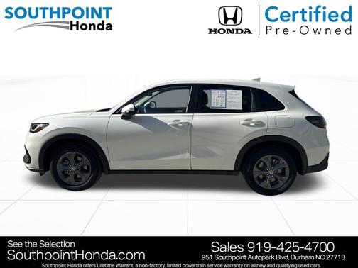 Platinum White Pearl 2026 Honda HR-V LX