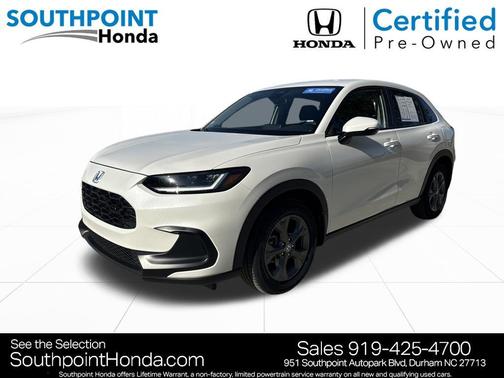 Platinum White Pearl 2026 Honda HR-V LX