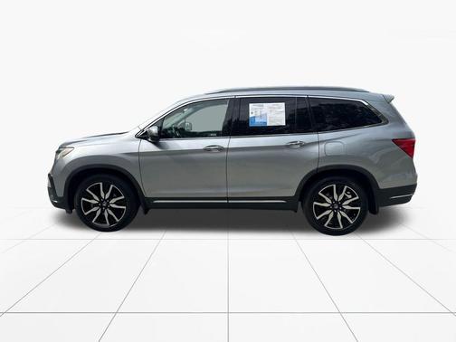 Lunar Silver Metallic 2020 Honda Pilot Touring 8-Passenger