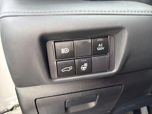 2023 Toyota Highlander Hybrid Limited