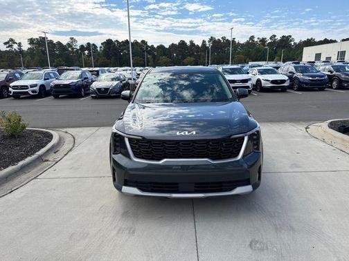 2024 Kia Sorento LX