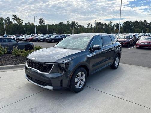 2024 Kia Sorento LX