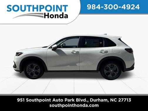 Platinum White Pearl 2026 Honda HR-V LX