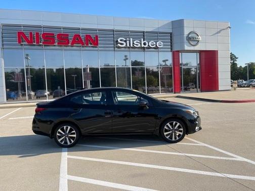 Photo 2 of 23 of 2020 Nissan Versa 1.6 SR