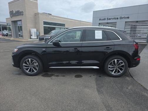 2025 Audi Q5 Premium 45 TFSI S line quattro