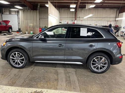 2023 Audi SQ5 Premium Plus TFSI quattro Tiptronic