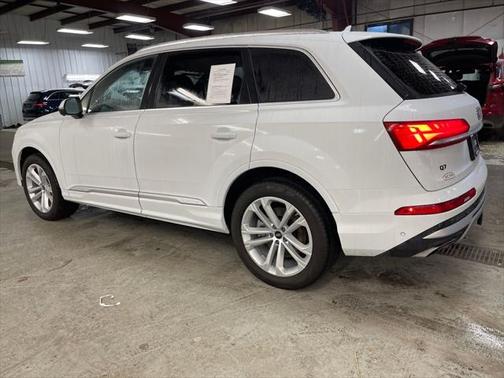 2025 Audi Q7 Premium Plus 55 TFSI quattro Tiptronic