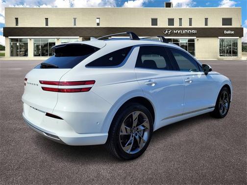 2024 Genesis Electrified GV70 Advanced