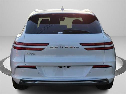 2025 Genesis Electrified GV70 Advanced