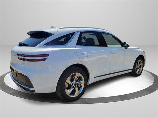 2026 Genesis GV70 2.5T