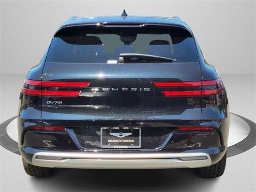 2025 Genesis Electrified GV70 Advanced
