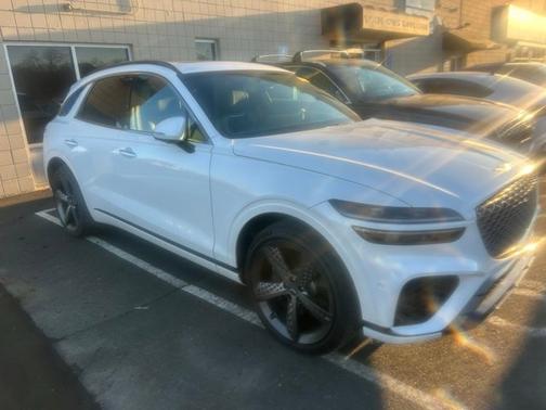 2024 Genesis GV70 2.5T