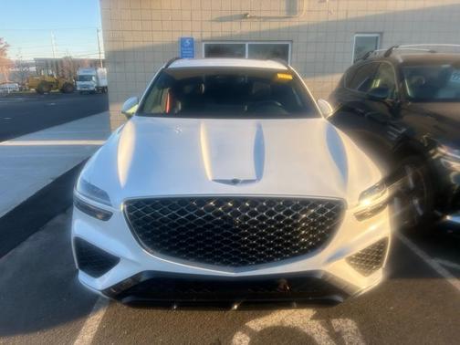 2024 Genesis GV70 2.5T